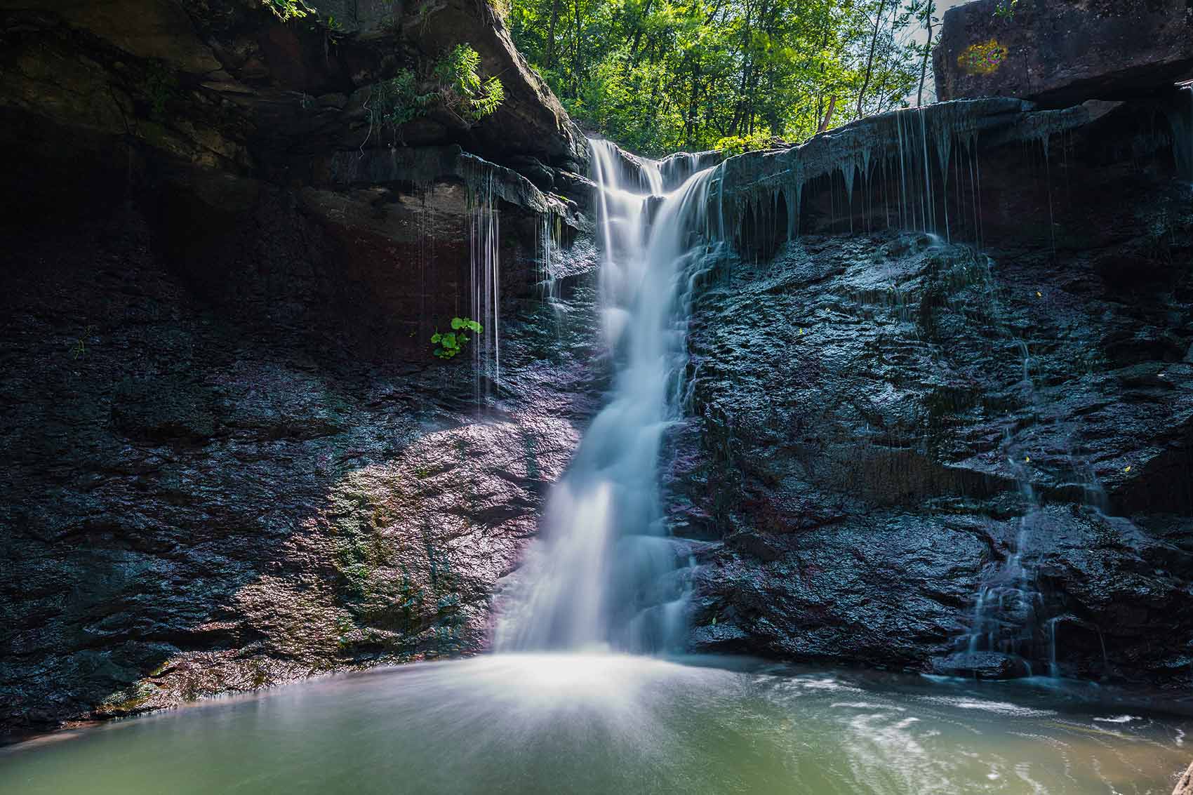 <span>Travel</span>Chedoke Falls